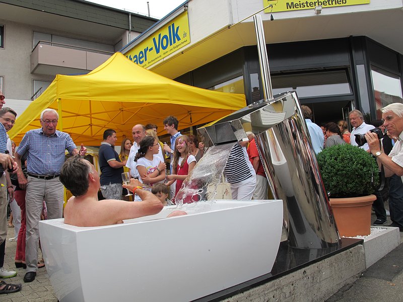 Brunnen oder Badewanne?
